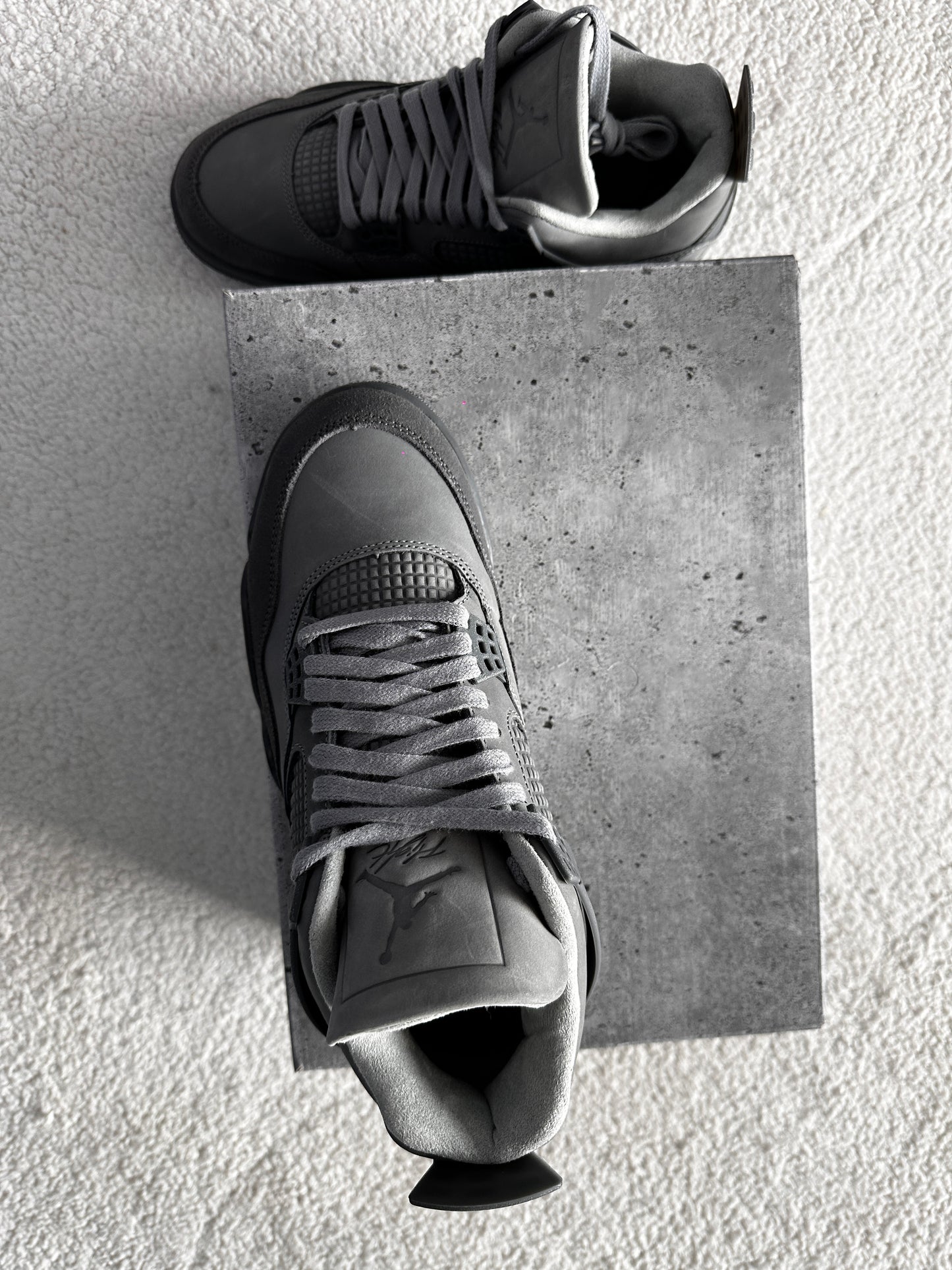 Nike Air Jordan 4 Retro SE Gris Cemento. Talla 26 centímetros