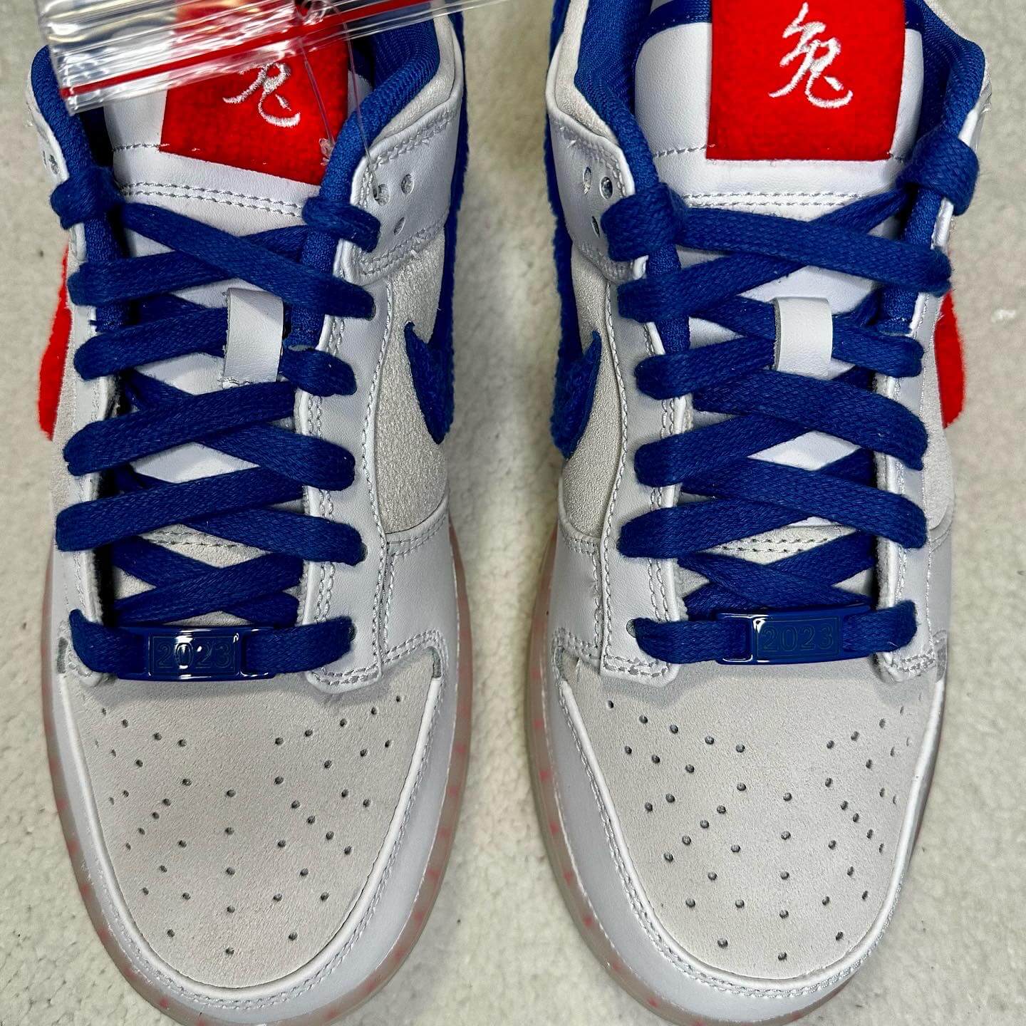 Sneakers Nike Dunk Low Retro PRM ' Año del conejo' Talla 25.5 cms