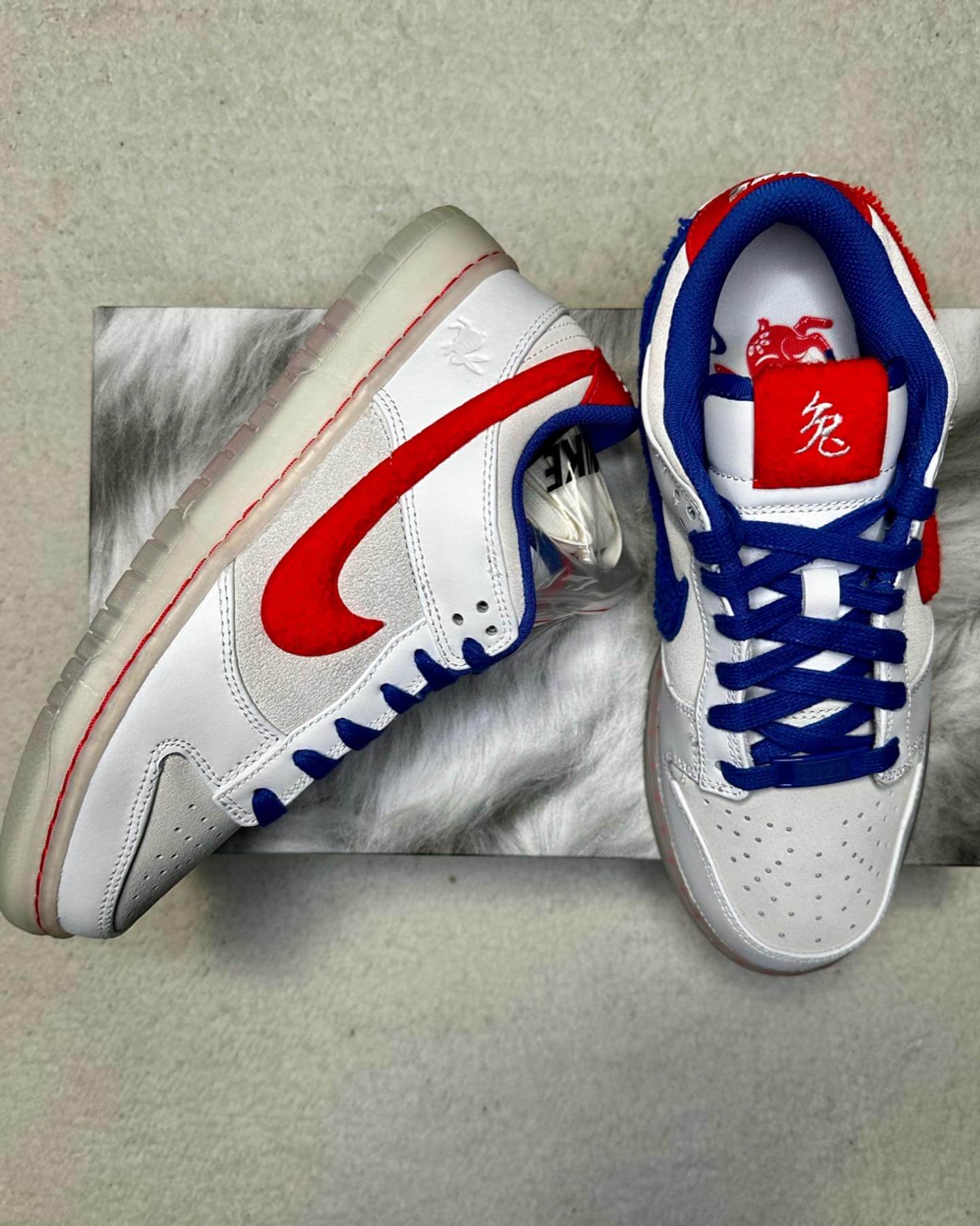Sneakers Nike Dunk Low Retro PRM ' Año del conejo' Talla 25.5 cms