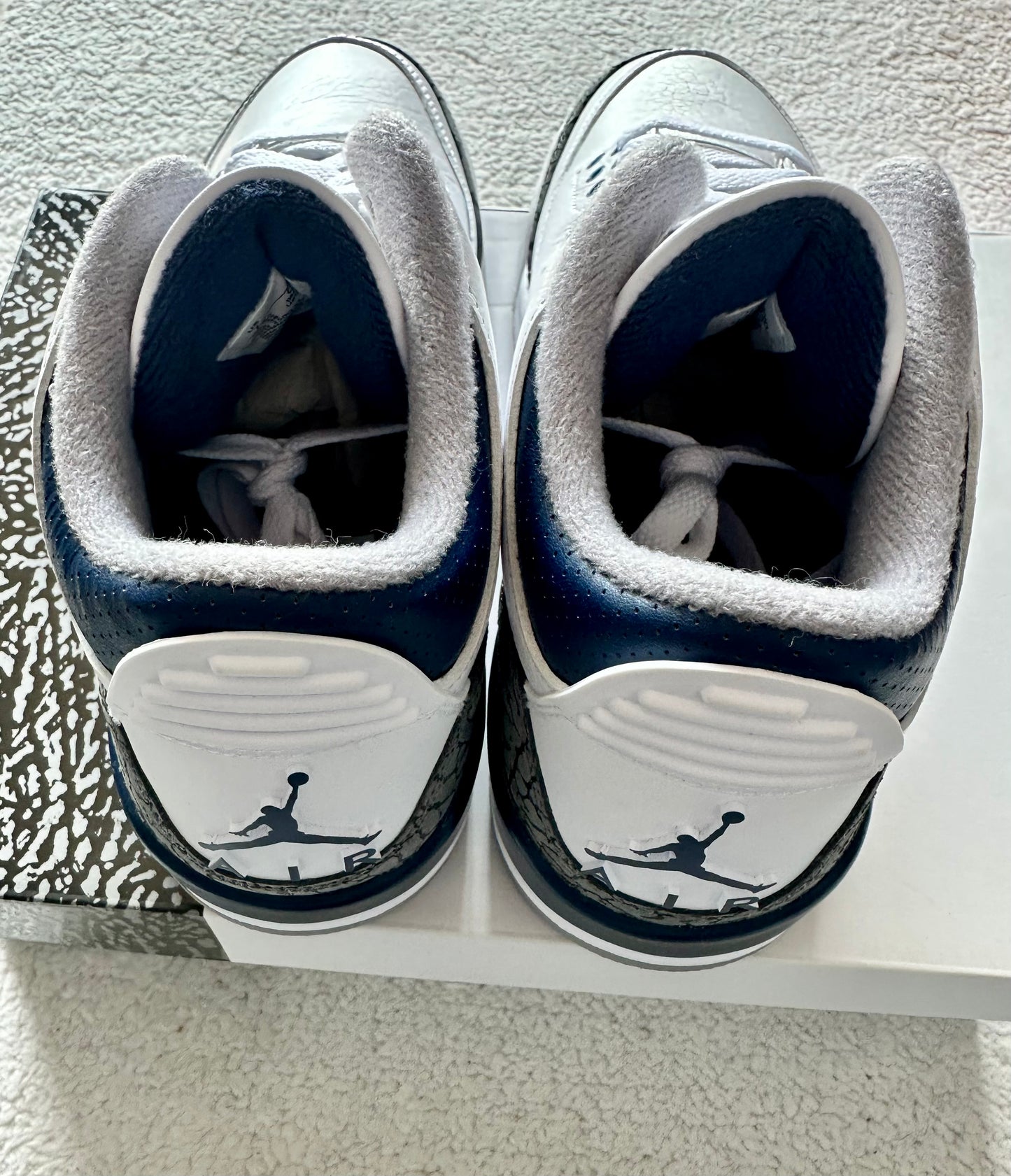 Air Jordan 3 Retro Midnigth Navy. 28 cms
