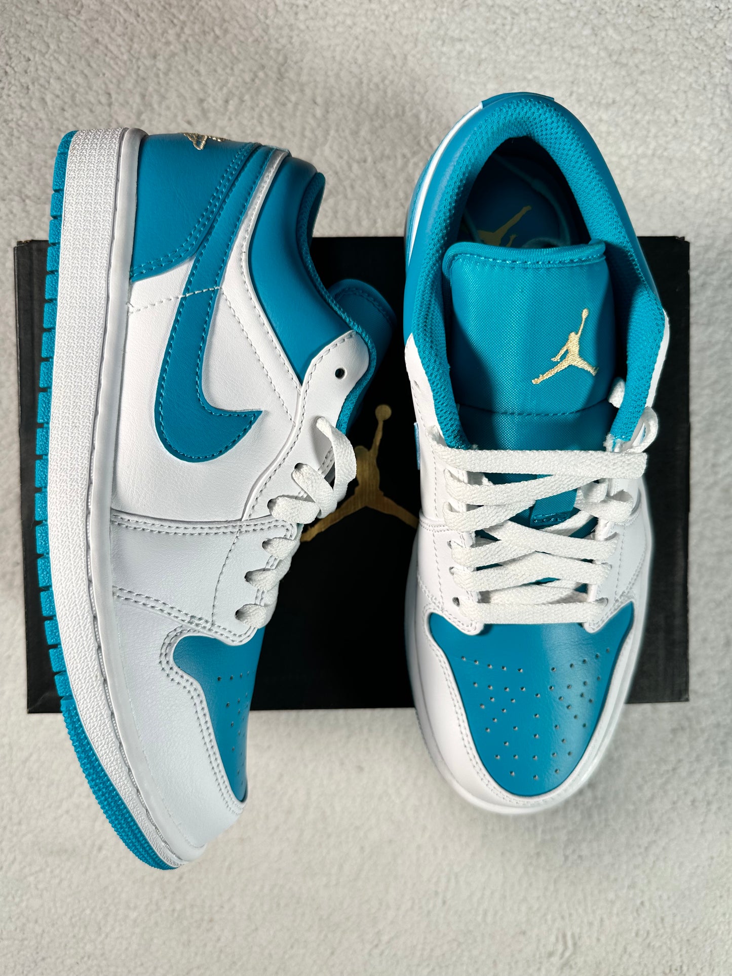 Air Jordan 1 Low Aquatone. Talla 26 cms