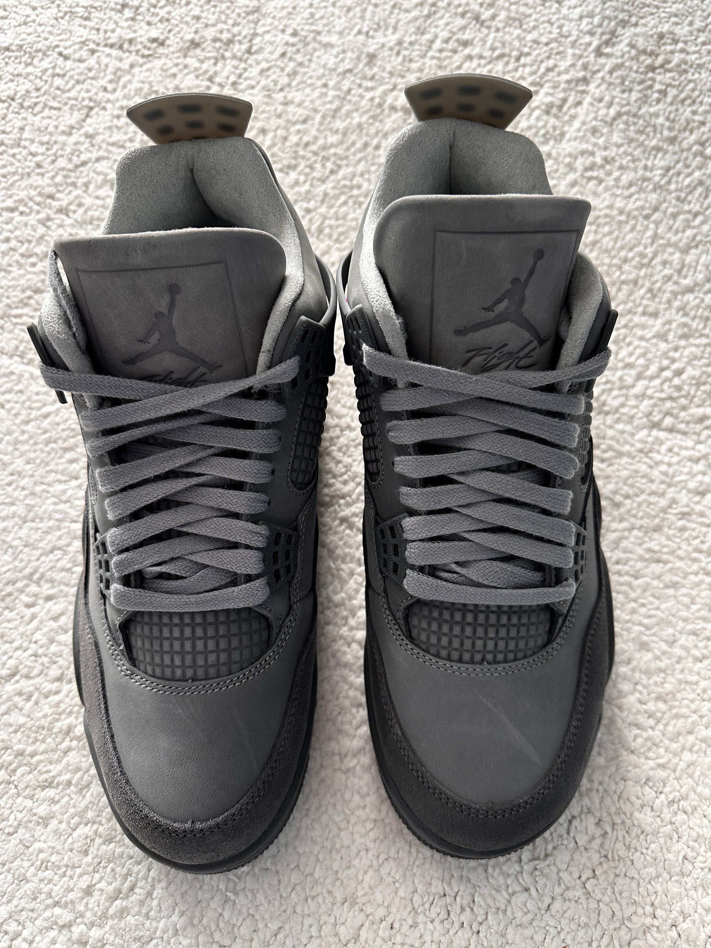 Nike Air Jordan 4 Retro SE Gris Cemento. Talla 26 centímetros