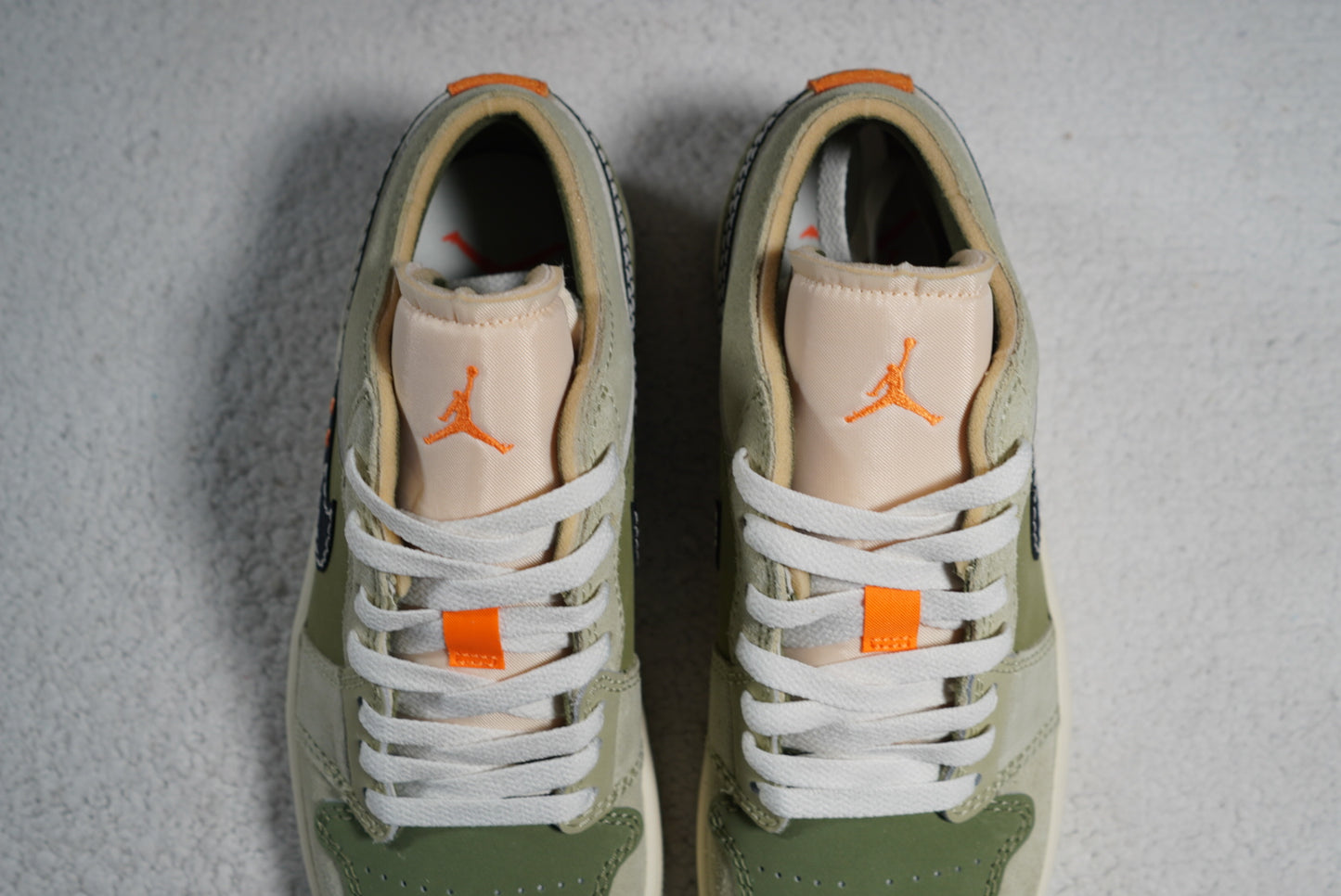 Sneakers Air Jordan 1 Low SE Craft. Talla 27 centímetros.