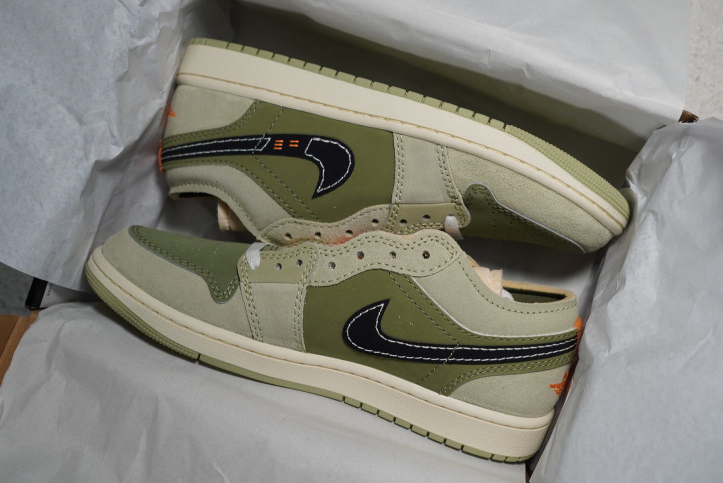Sneakers Air Jordan 1 Low SE Craft. Talla 27 centímetros.