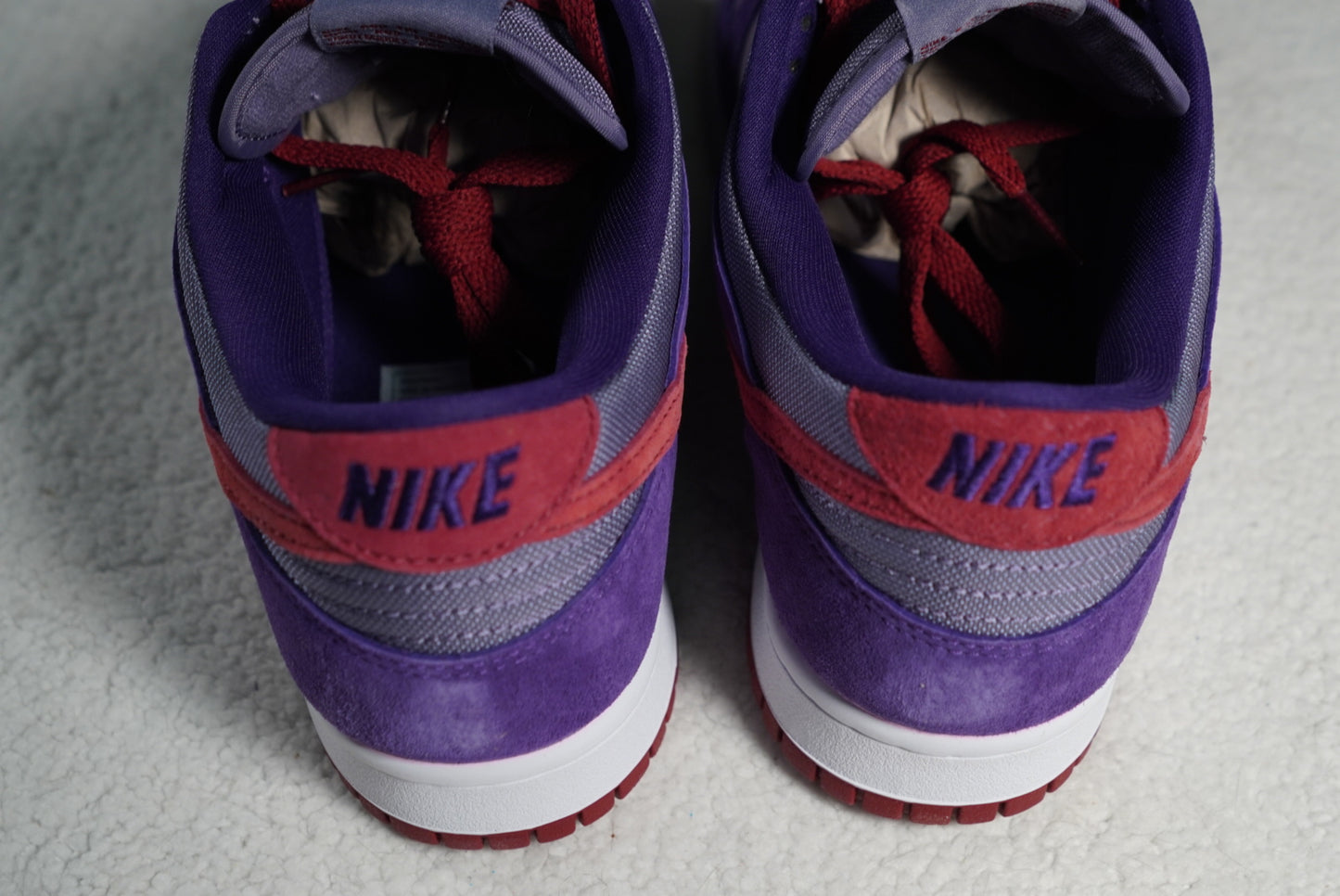 Sneakers Nike SB Dunk Edición Especial Ciruela. Talla 27 centímetros