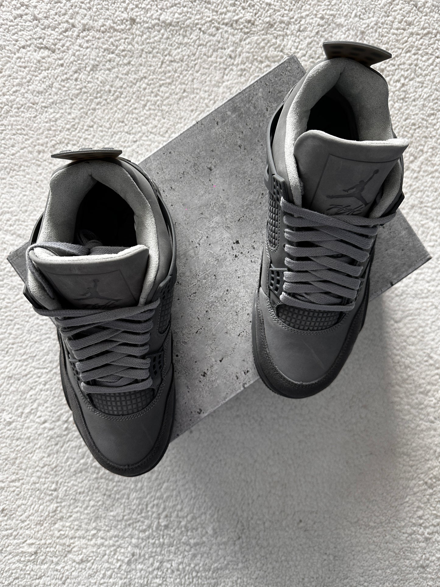 Nike Air Jordan 4 Retro SE Gris Cemento. Talla 26 centímetros