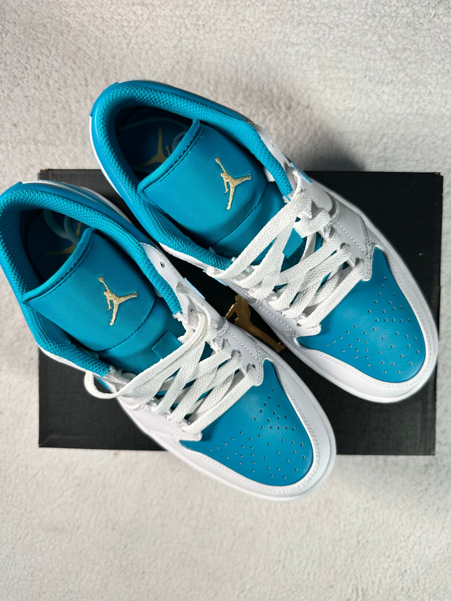 Air Jordan 1 Low Aquatone. Talla 26 cms