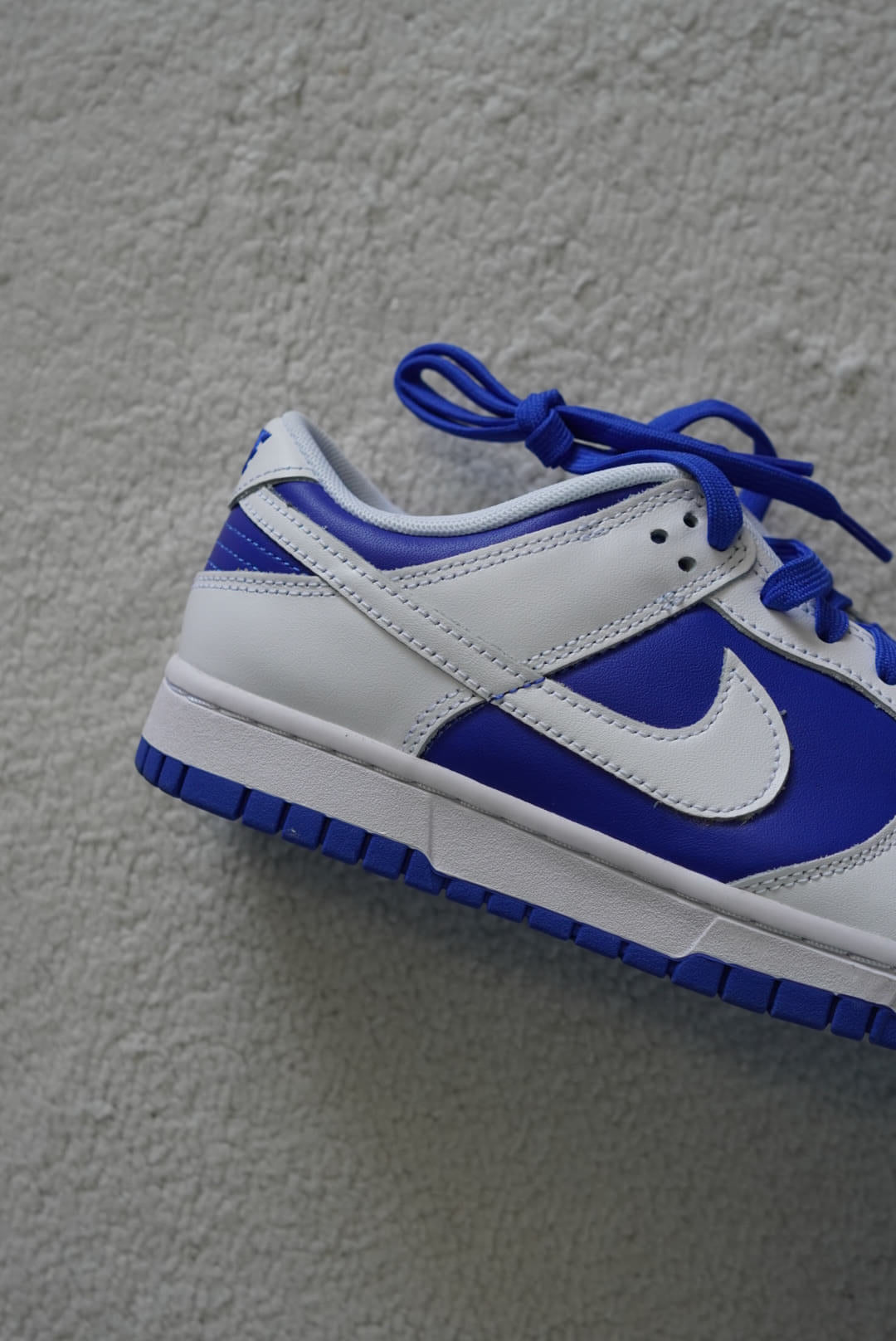 Sneakers Nike Dunk Low Retro 'Racer Blue'. Talla 26 cms