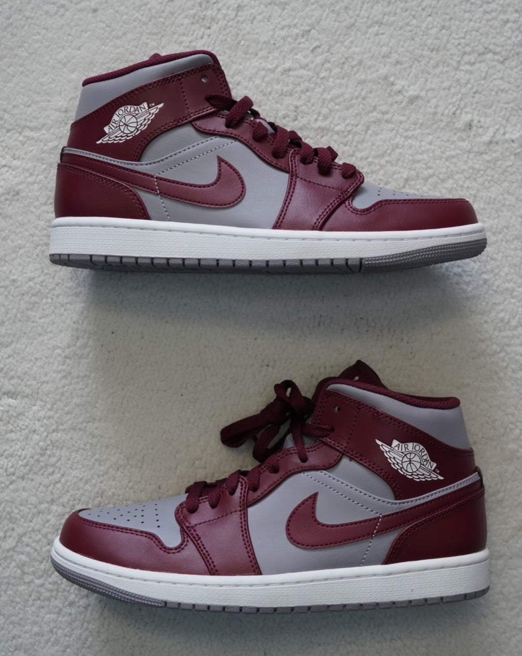 Sneakers Nike Air Jordan 1 Mid Rojo Cereza. Talla 26 cms