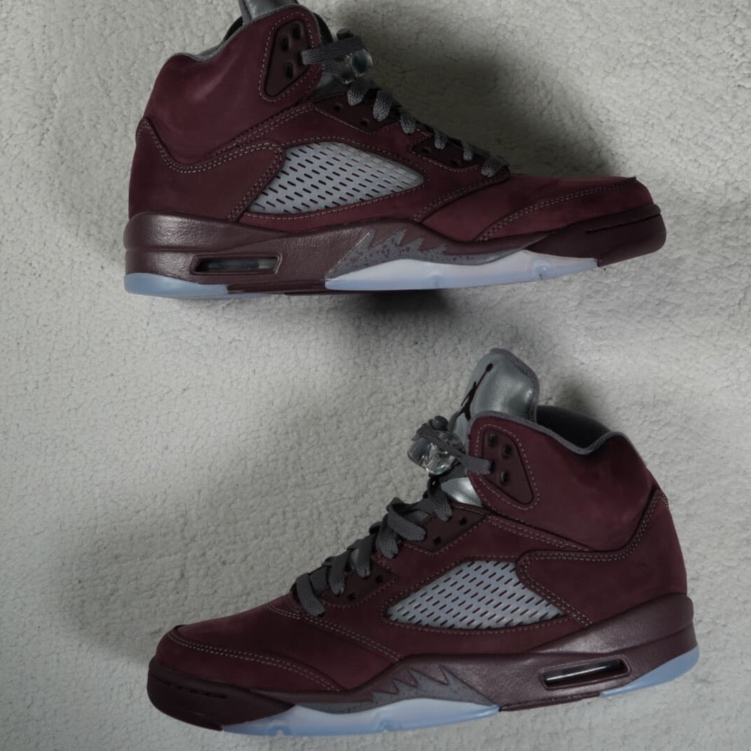 Sneakers Air Jordan 5 Retro 'Burgundy'. Talla 26 cms