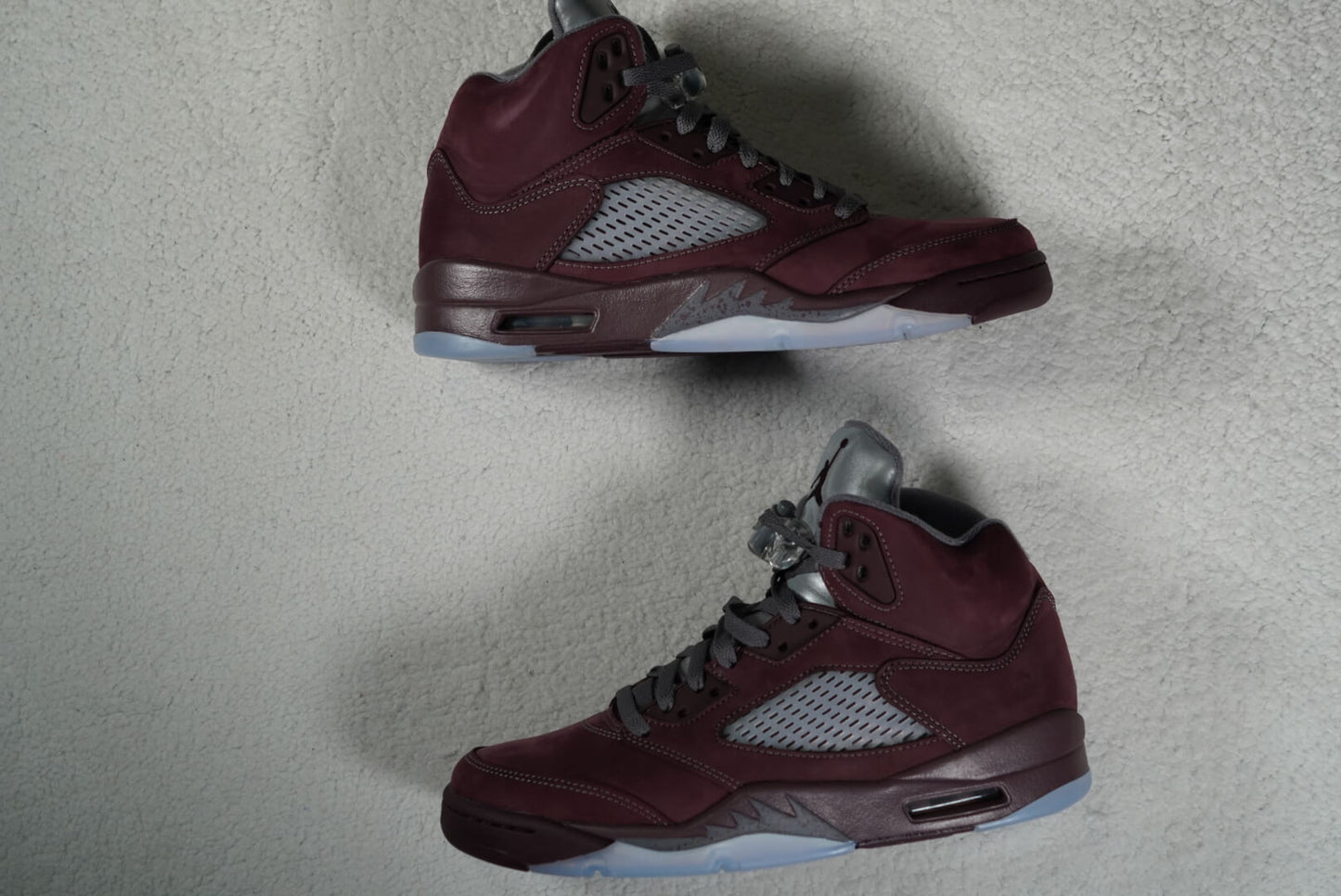 Sneakers Air Jordan 5 Retro 'Burgundy'. Talla 27 centimetros