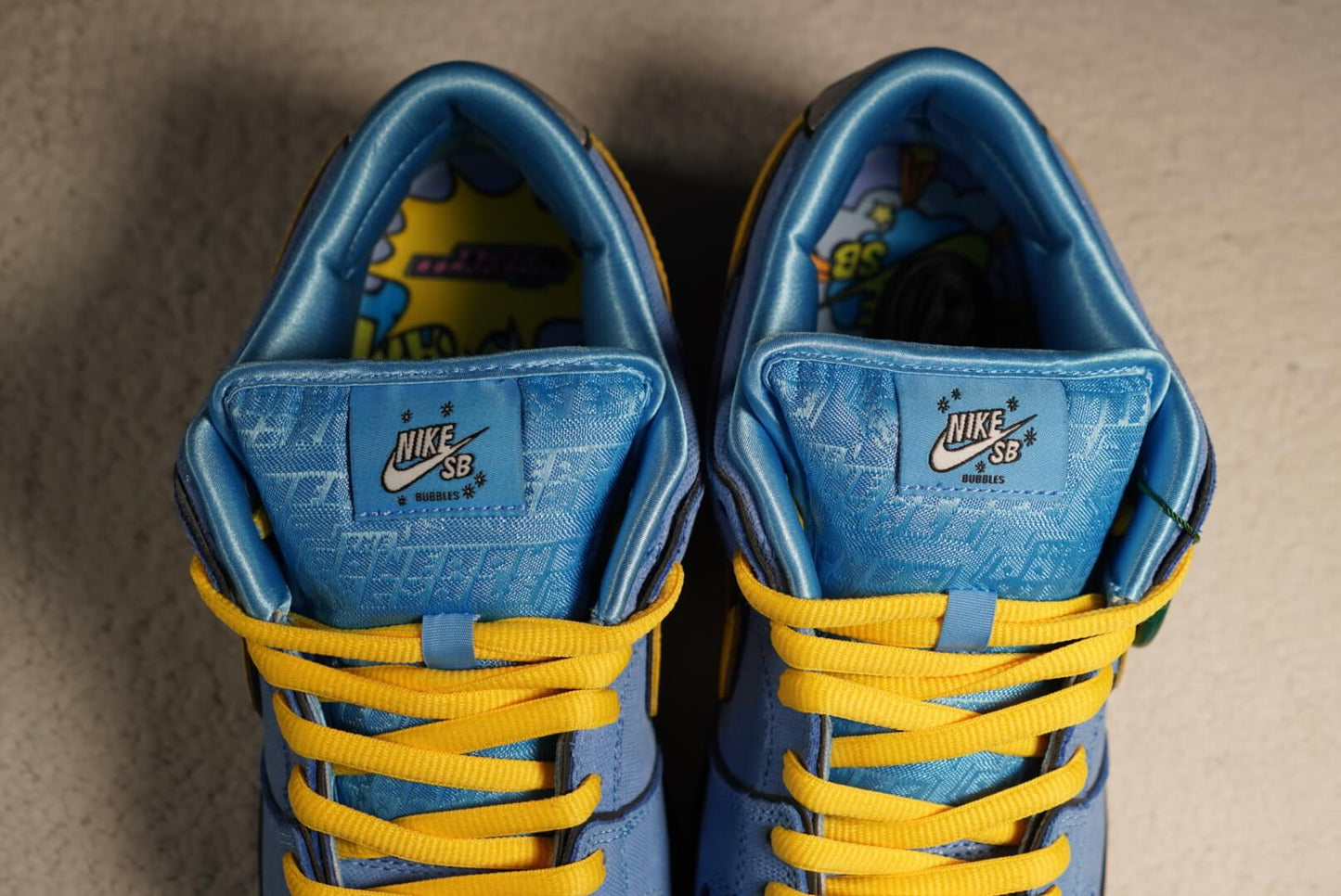 Sneakers Nike SB Dunk Low Chicas Super Poderosas. Talla 27 centimetros