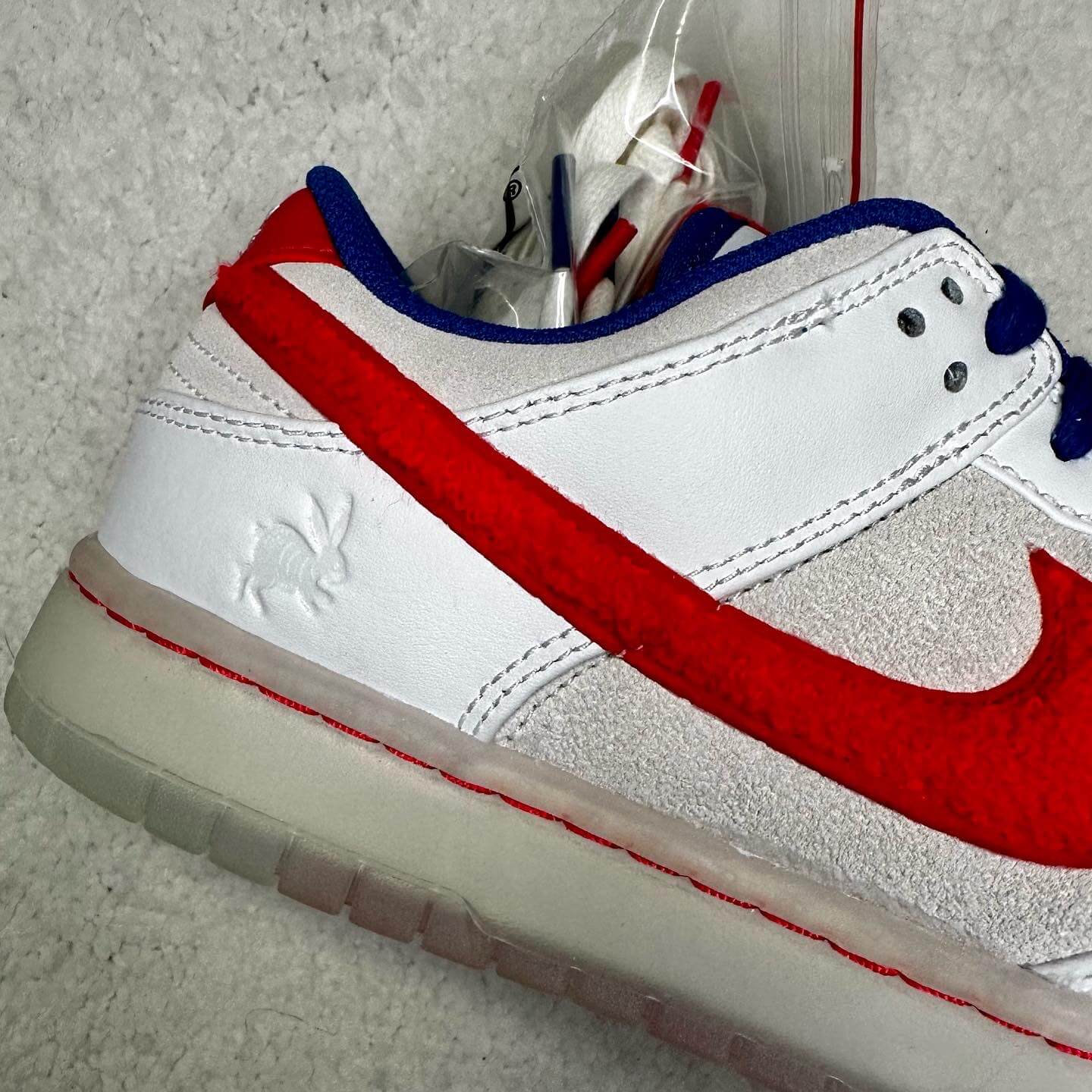 Sneakers Nike Dunk Low Retro PRM ' Año del conejo' Talla 25.5 cms