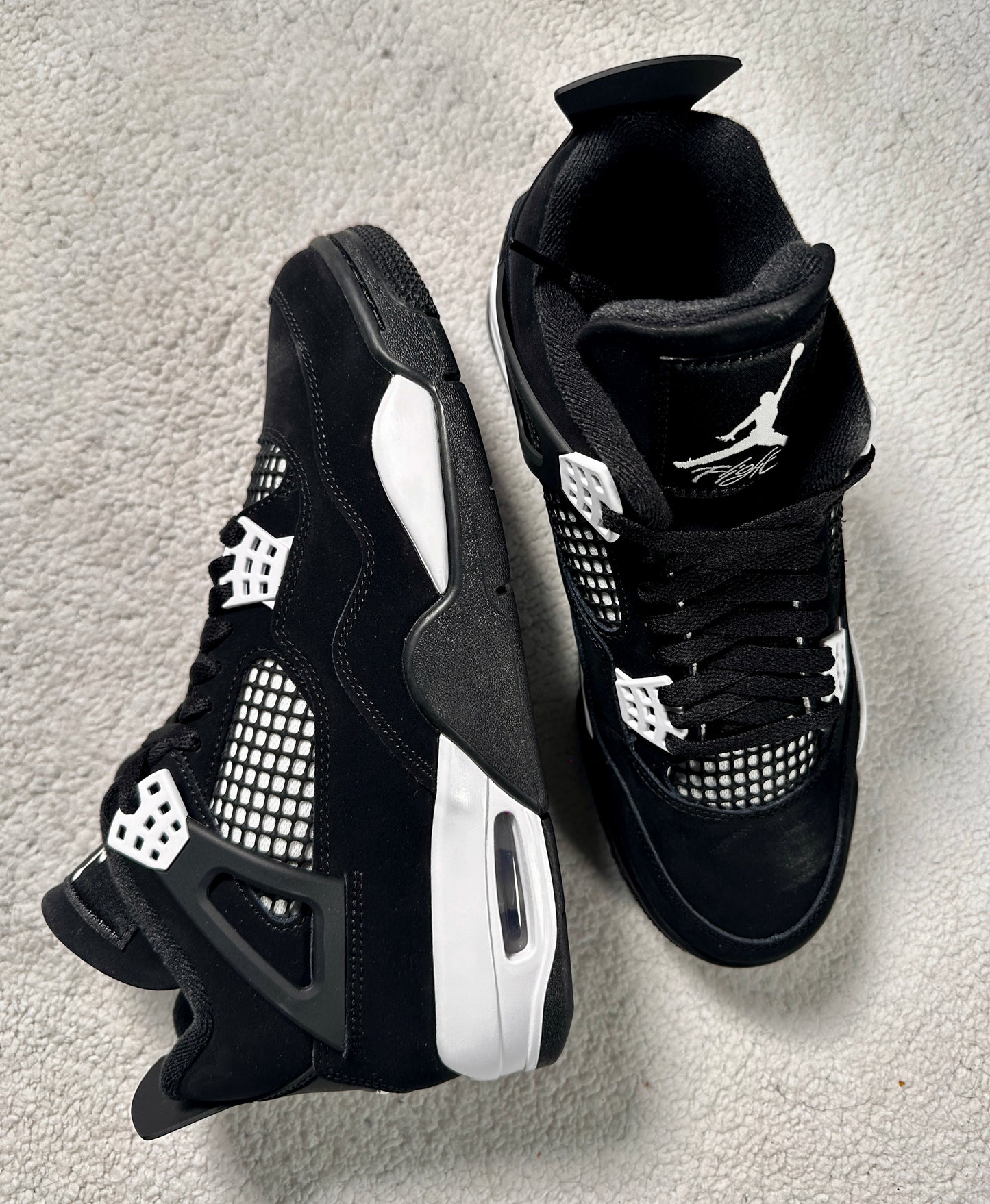 Nike Air Jordan 4 Retro White Thunder. Talla 27 centímetros