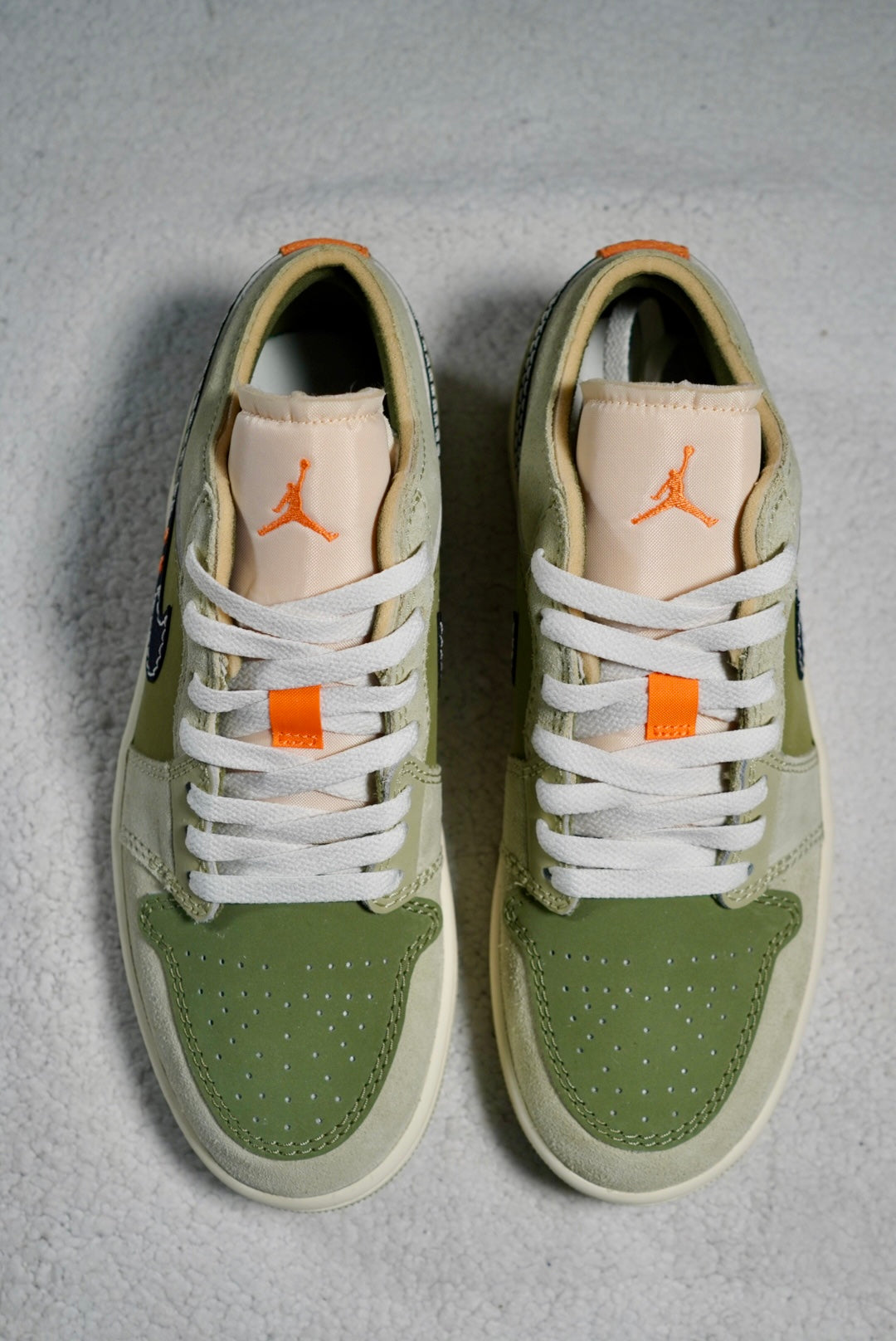 Sneakers Air Jordan 1 Low SE Craft. Talla 27 centímetros.