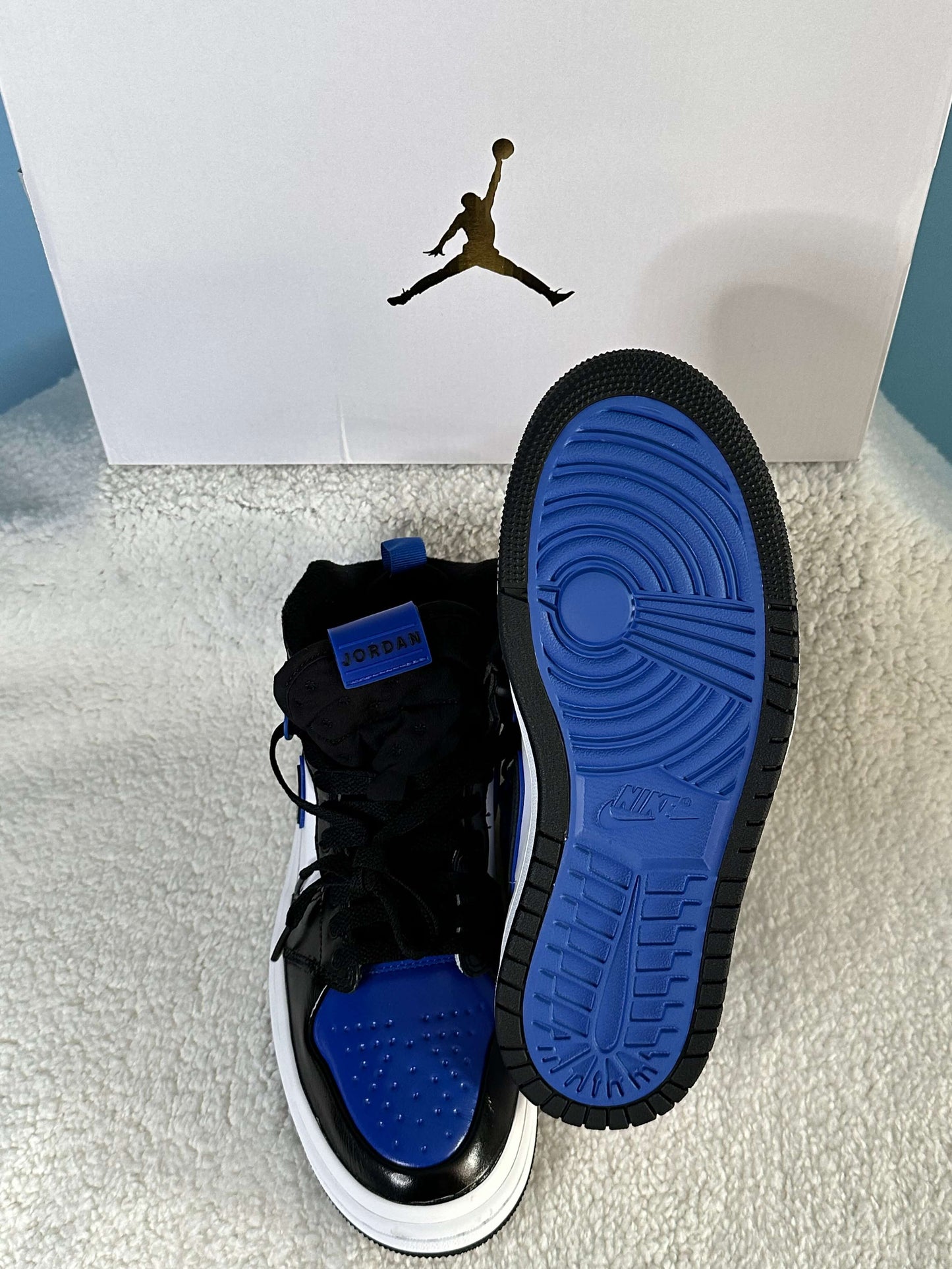 Sneakers Nike Air Jordan Acclimate Mujer. Talla 26 cms