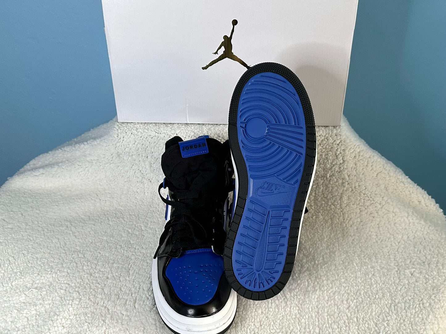 Sneakers Nike Air Jordan Acclimate Mujer. Talla 26 cms