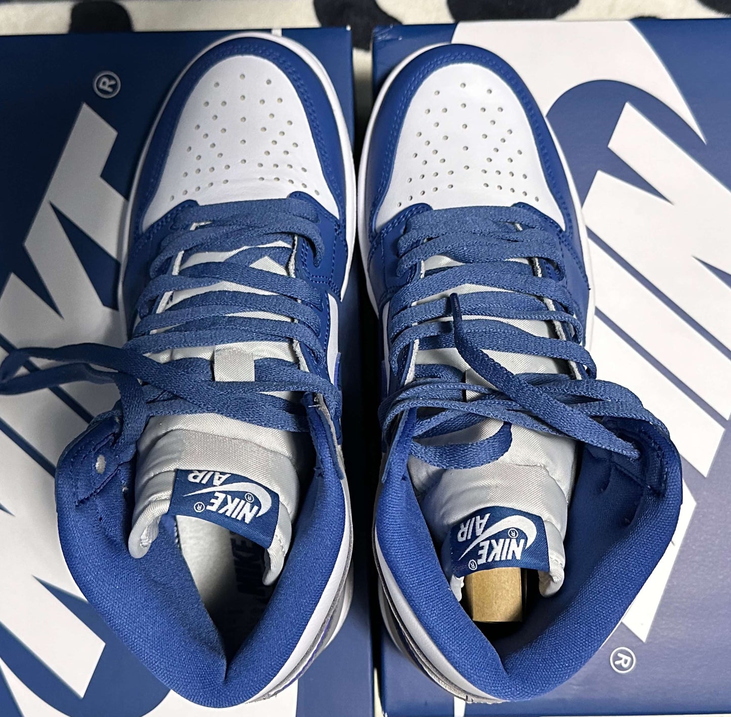 Sneakers Nike Air Jordan 1 'True Blue' Retro High OG Talla 28 cms