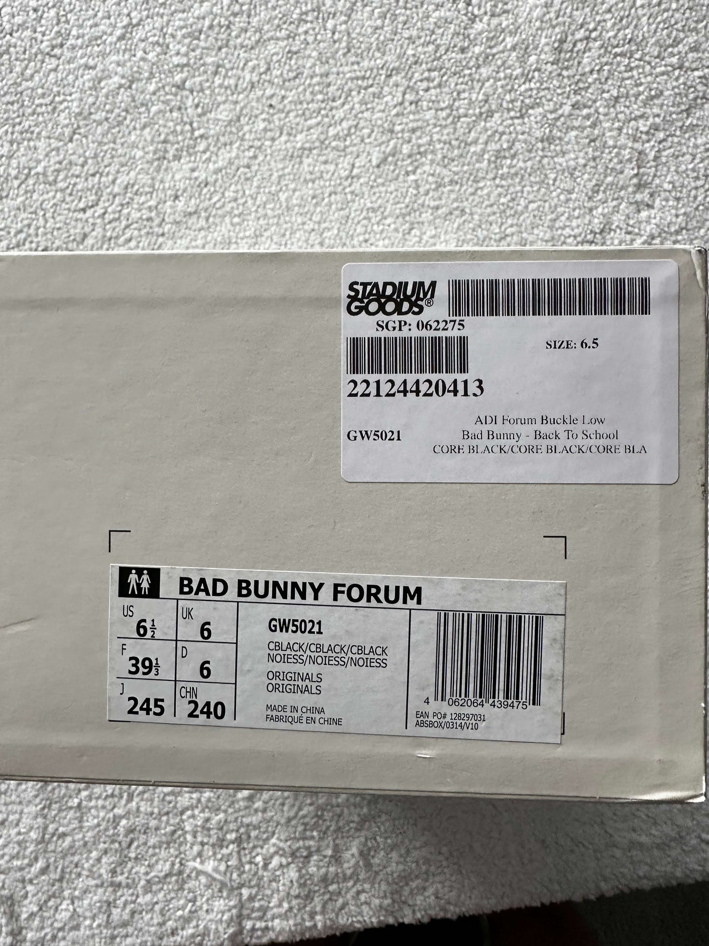 Sneakers Adidas Forum Buckle Low Bad Bunny. Talla 26 cm