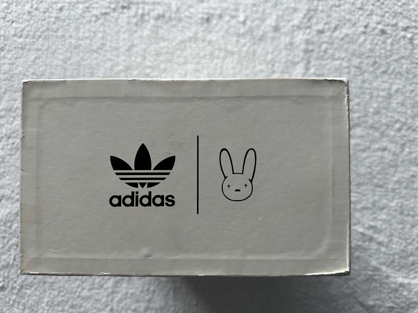 Sneakers Adidas Forum Buckle Low Bad Bunny. Talla 26 cm