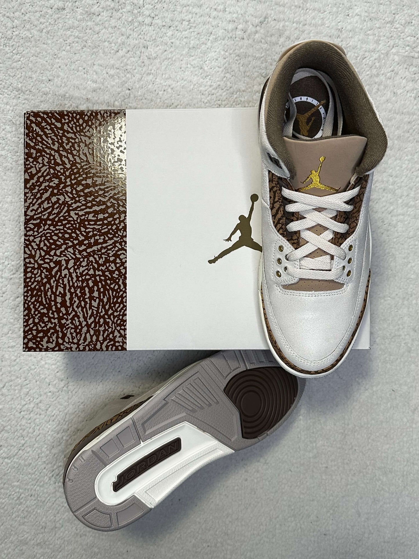 Sneakers Air Jordan 3 Retro Palomino. Talla 27 cms
