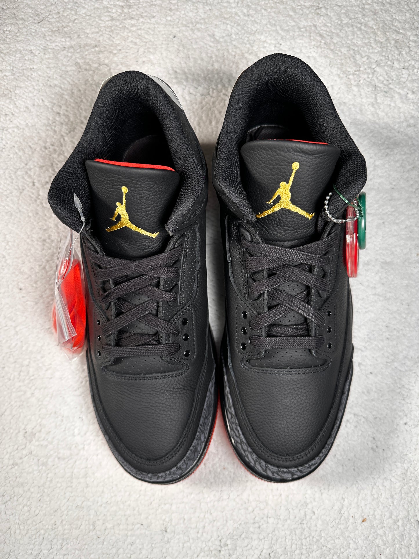 Sneakers Nike Air Jordan 3 X J Balvin Rio. Talla 27 cms