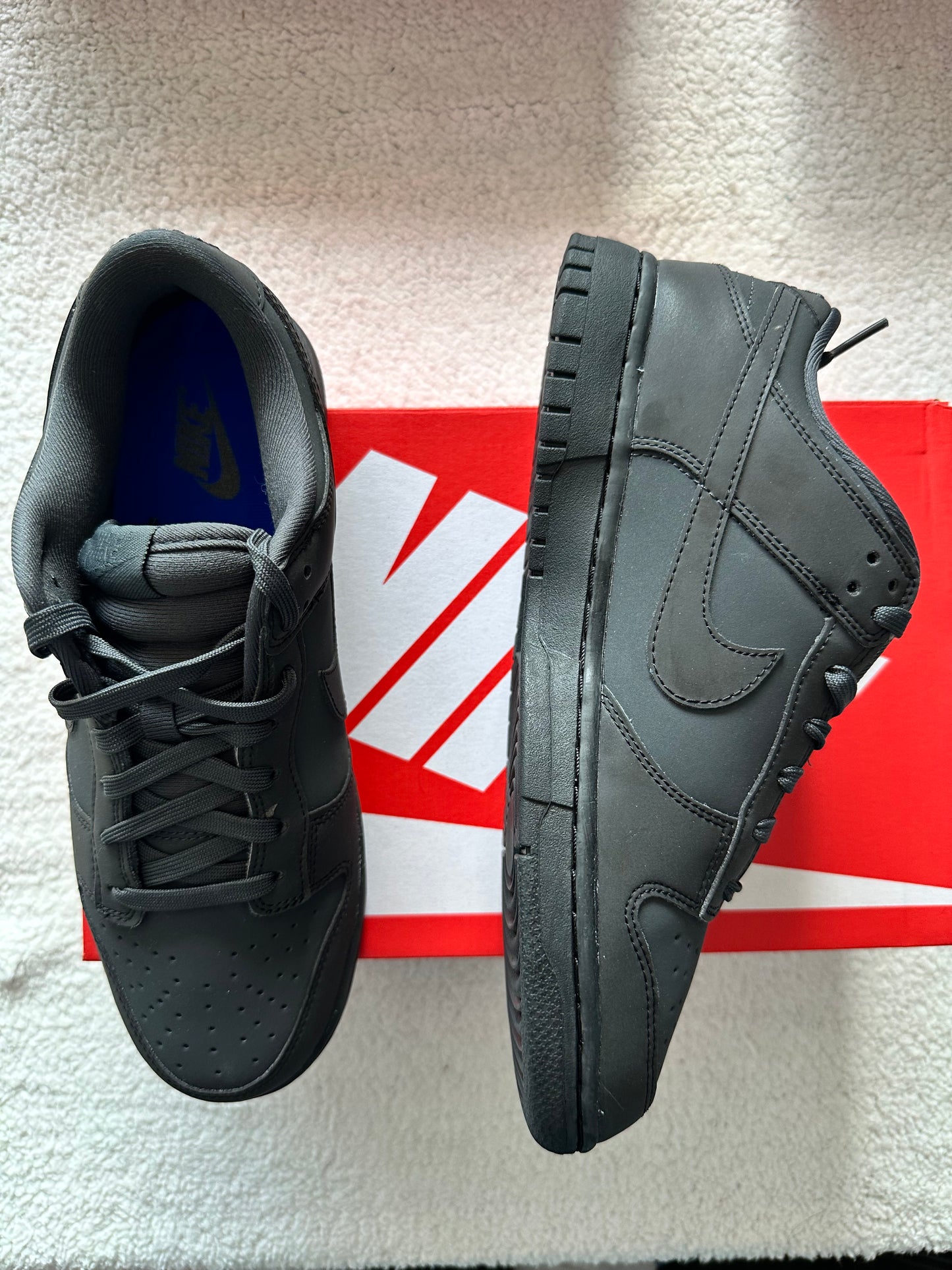 NIke Dunk Low Black and Anthracite. Talla 27 cms