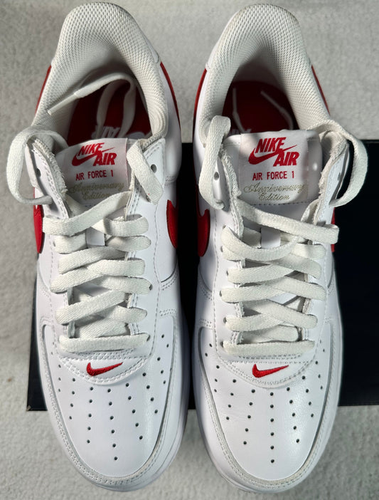 Nike Air Force 1 Low Retro Blanco con Rojo. Talla 27 cms