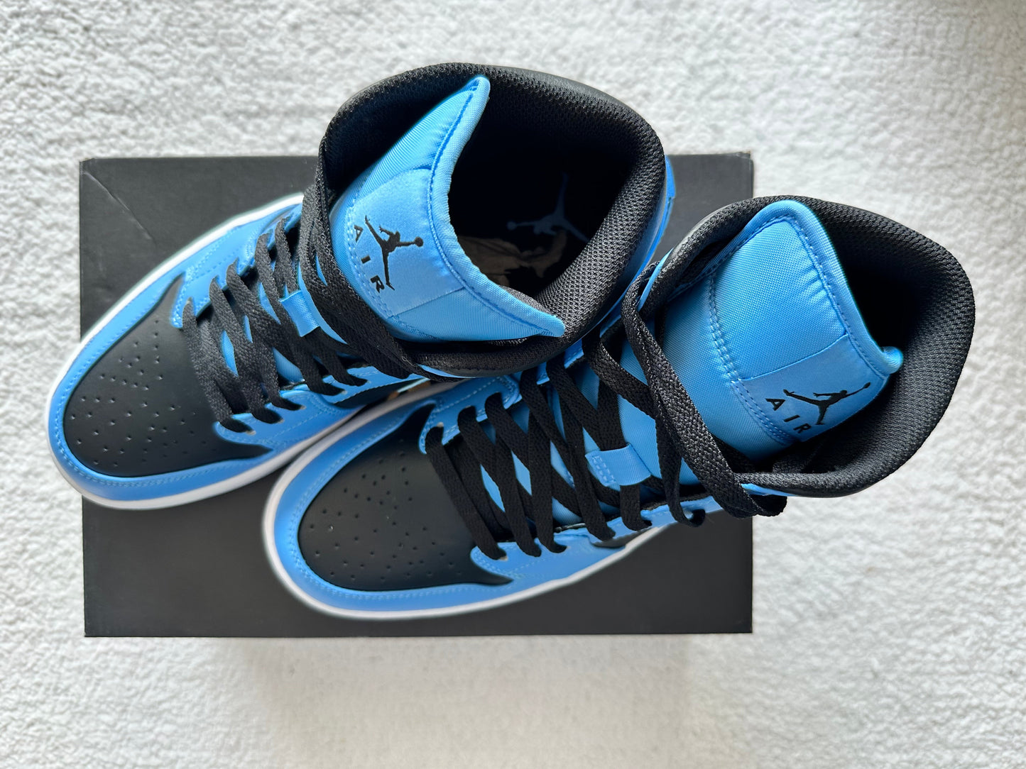 Nike Air Jordan 1 Mid Azul Universitario. Talla 27