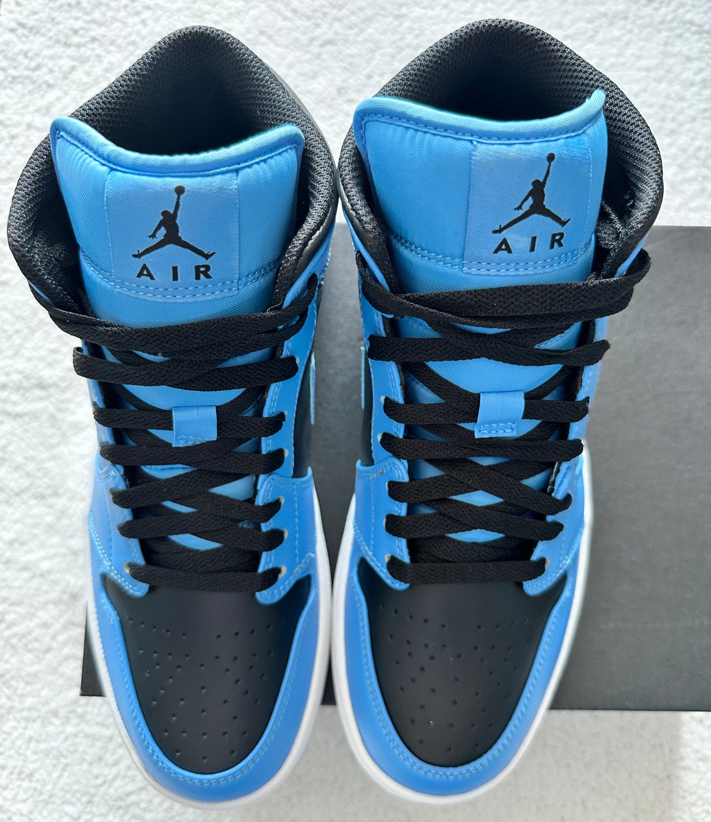 Nike Air Jordan 1 Mid Azul Universitario. Talla 27