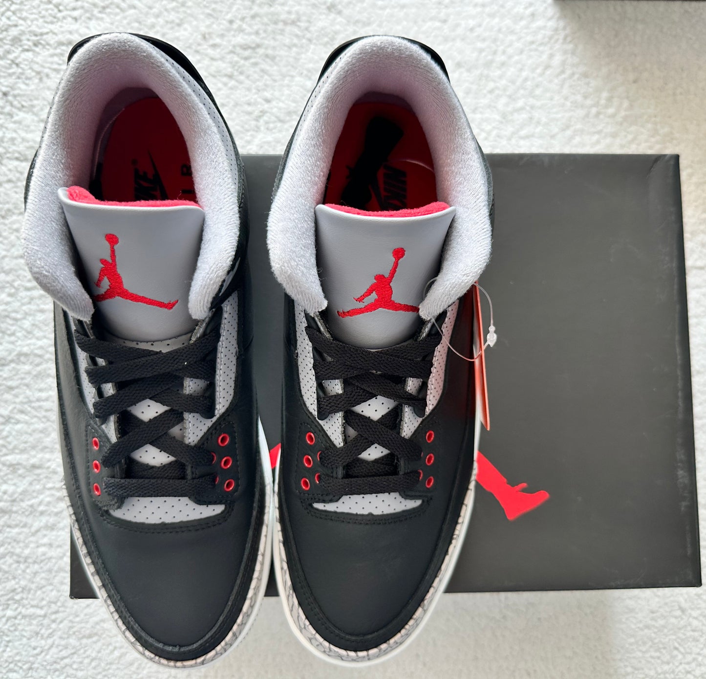 Air Jordan 3 Retro Black Cement. Talla 27 cms