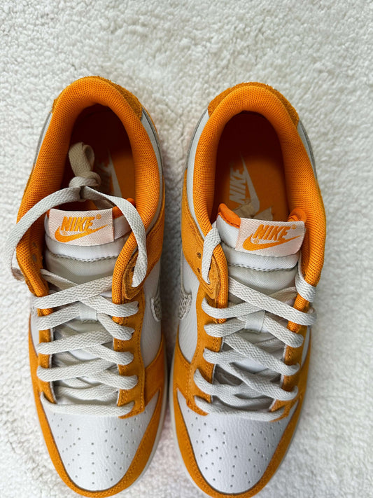 Sneakers Nike Dunk Low AS 'Kumquat'. Talla 27 cms