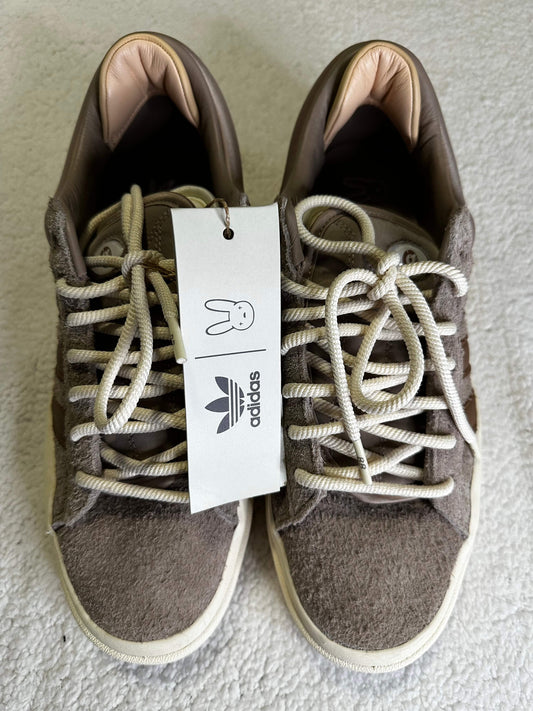 Sneakers Adidas Bad Bunny Campus Cafes. Talla 28 cms