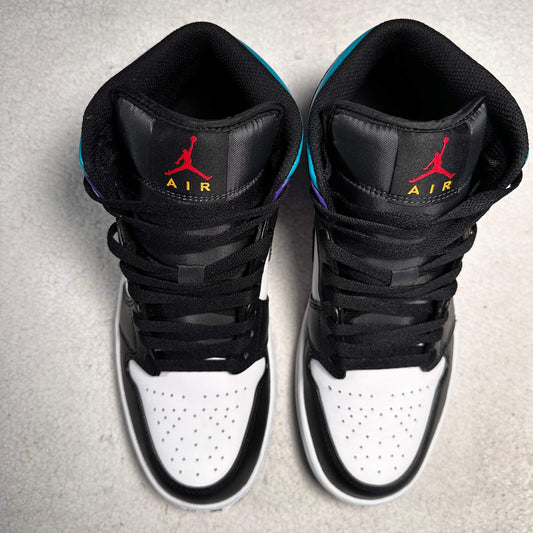 Sneakers Nike Air Jordan 1 Mid. Talla 27 centimetros